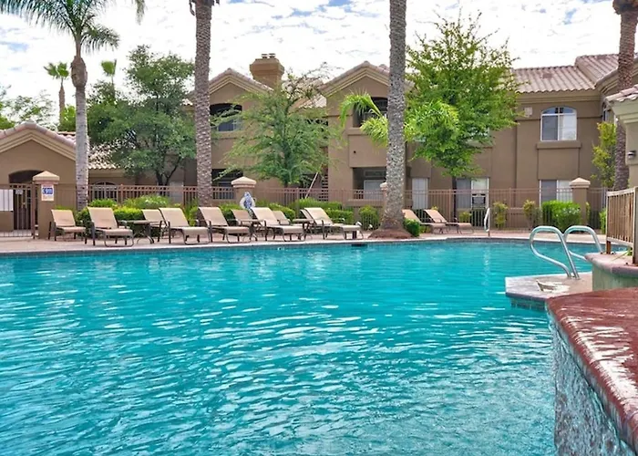 Dom wakacyjny Pool Hot Tub Gym Parking N. Scottsdale